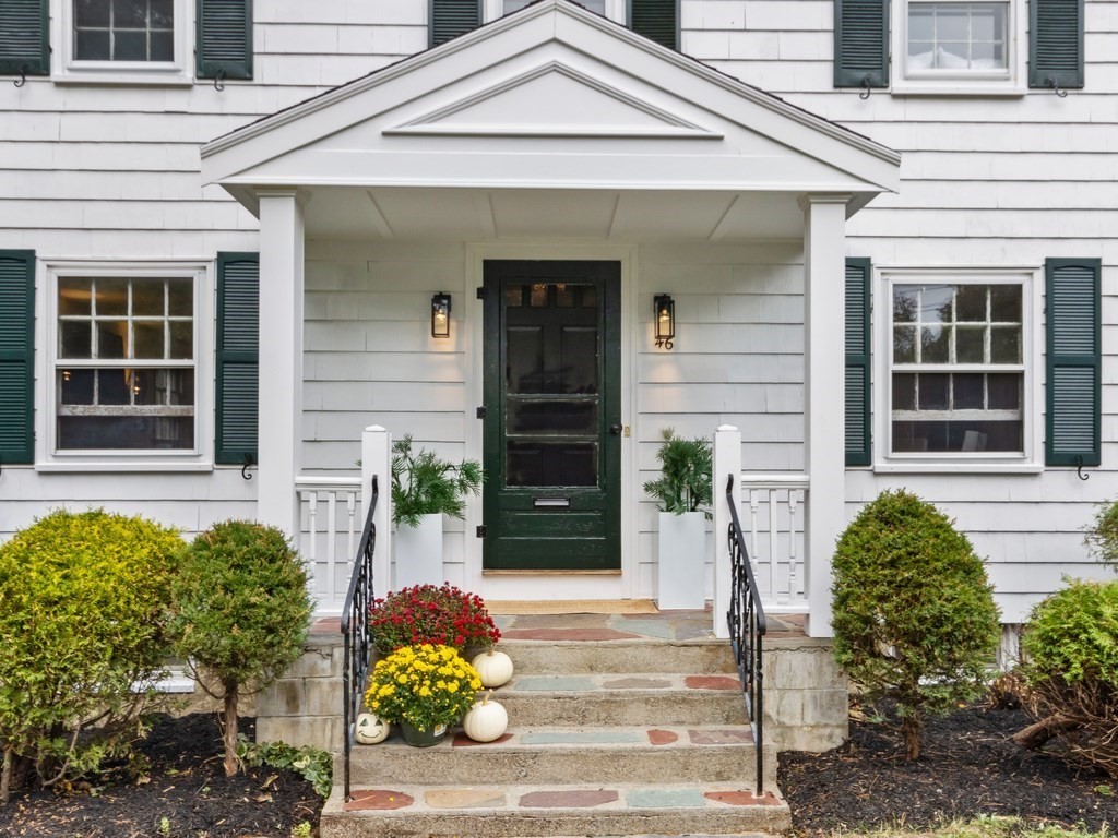 46 Century Lane Property Photo 2