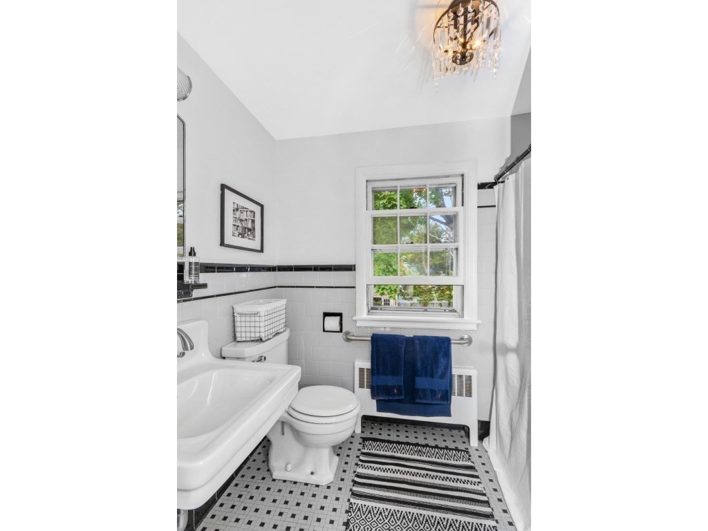 46 Century Lane Property Photo 18