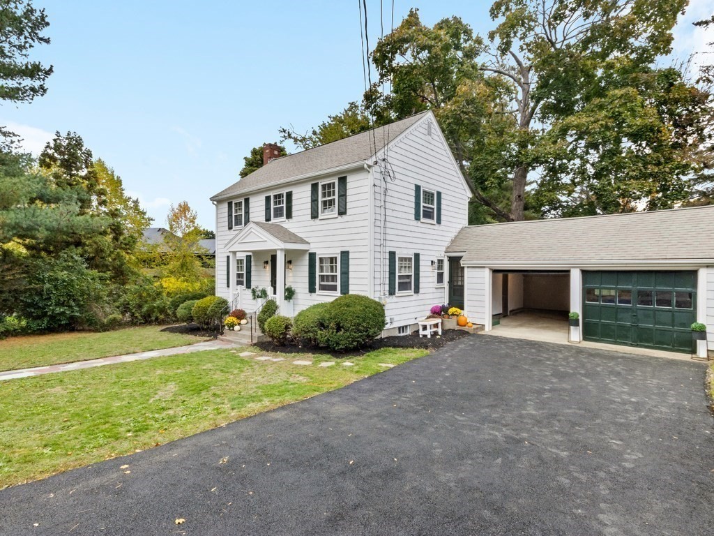 46 Century Lane Property Photo 30
