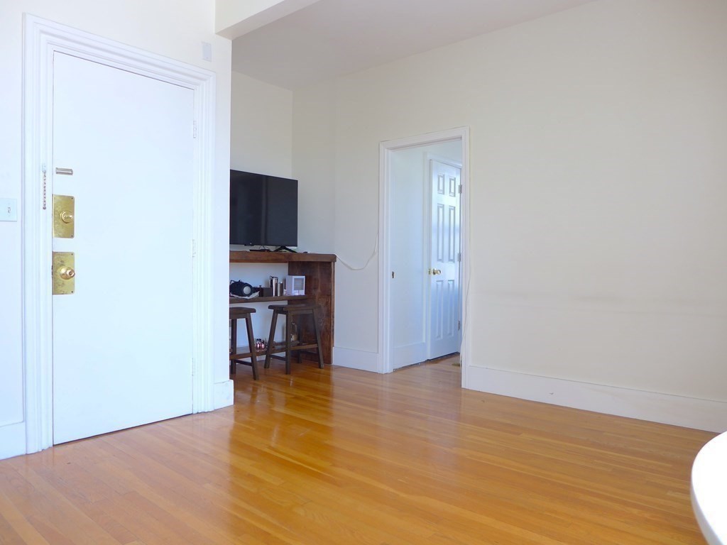 743 Parker Street # 3 Property Photo 9