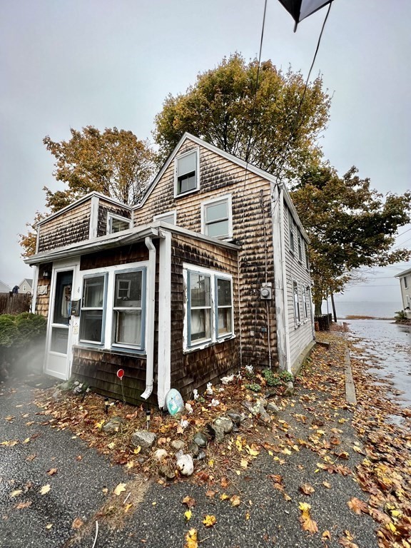 4 Goodwin Ave Property Photo 3