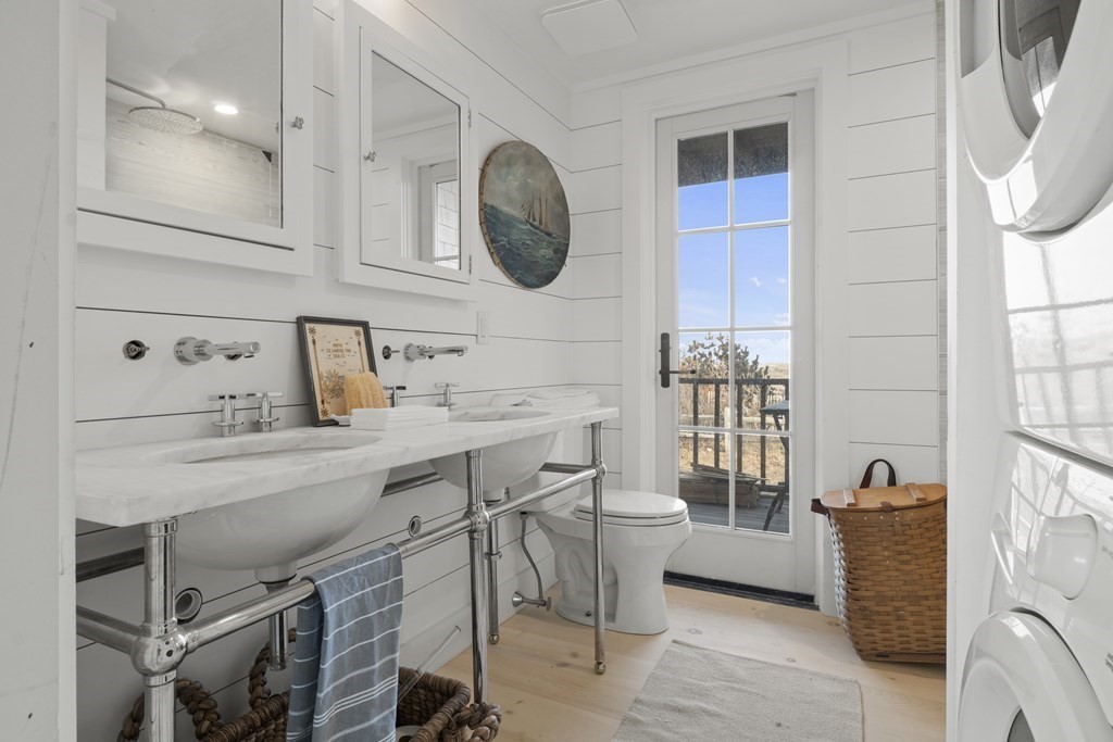 8 Maine Avenue Property Photo 8