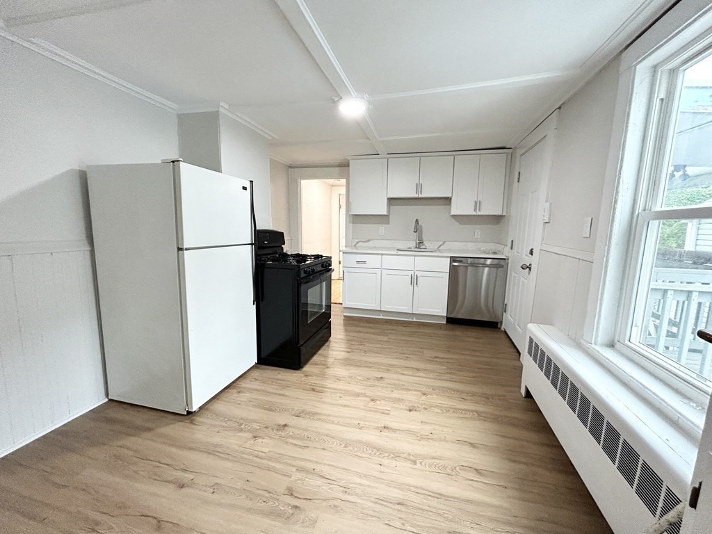 13 Saratoga # 2 Property Photo 1