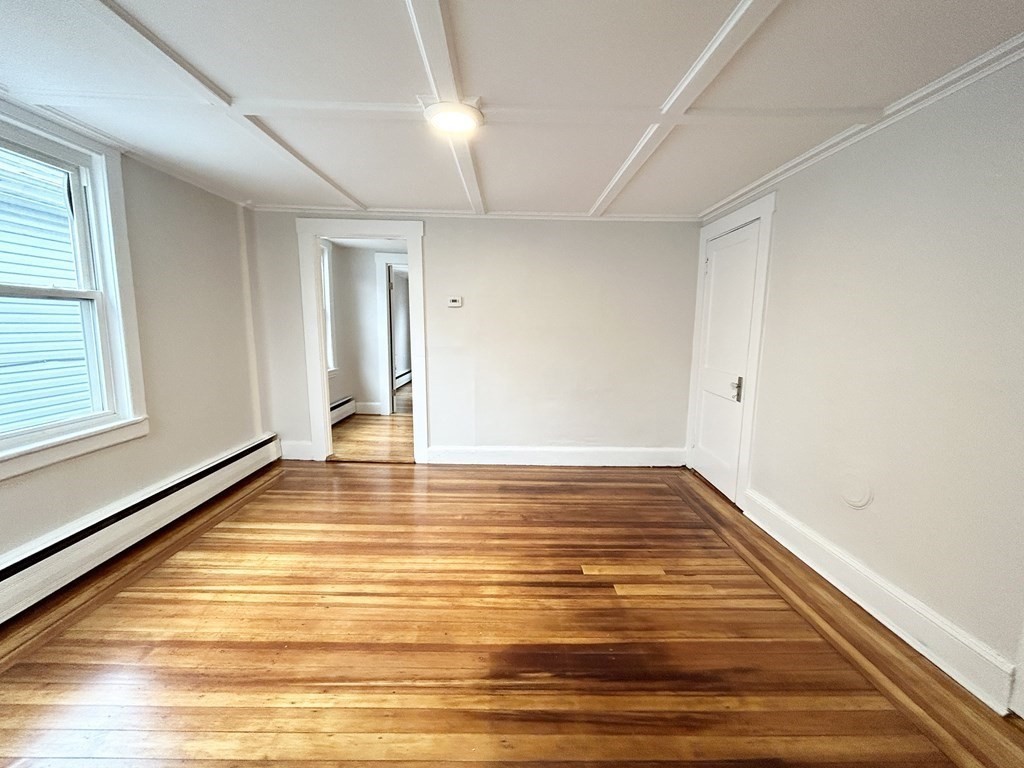 13 Saratoga # 2 Property Photo 4