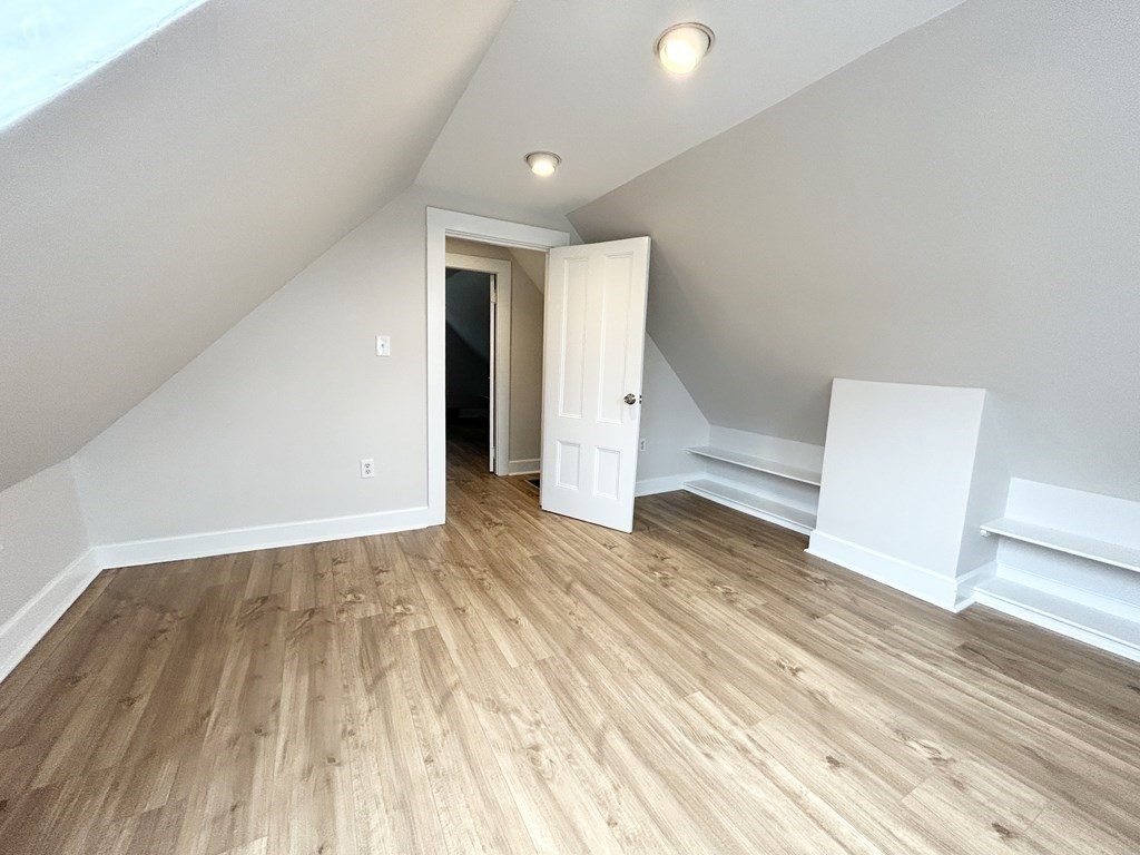 13 Saratoga # 2 Property Photo 6