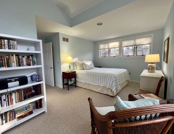 1 Meetinghouse Village Way Property Photo 6