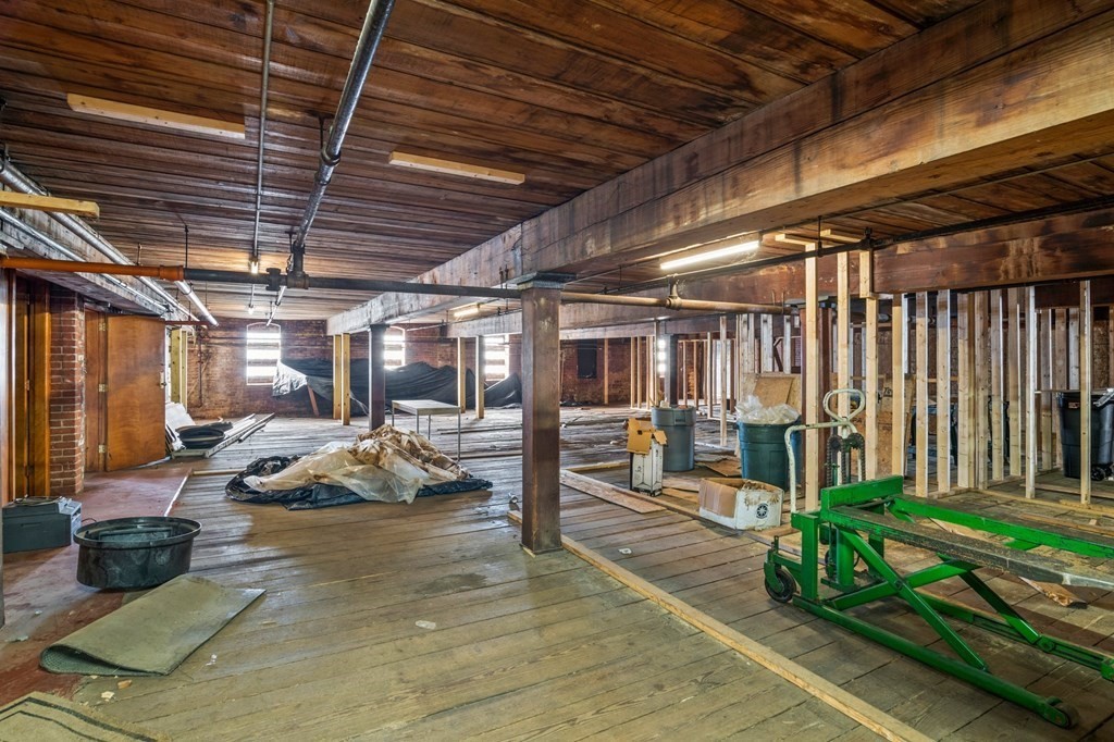 55 East St Property Photo 18