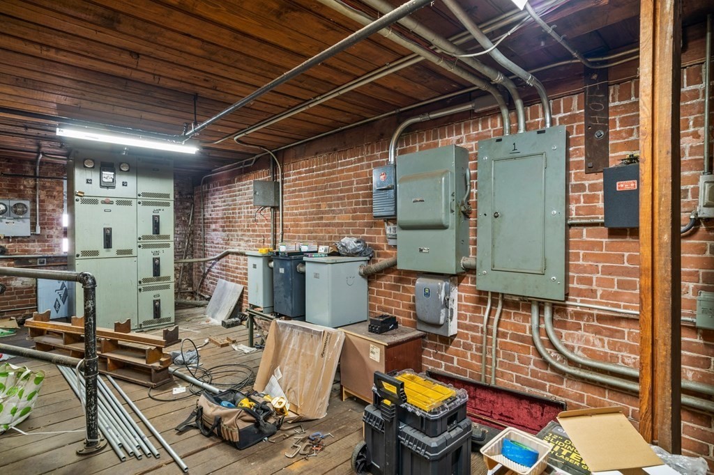 55 East St Property Photo 19