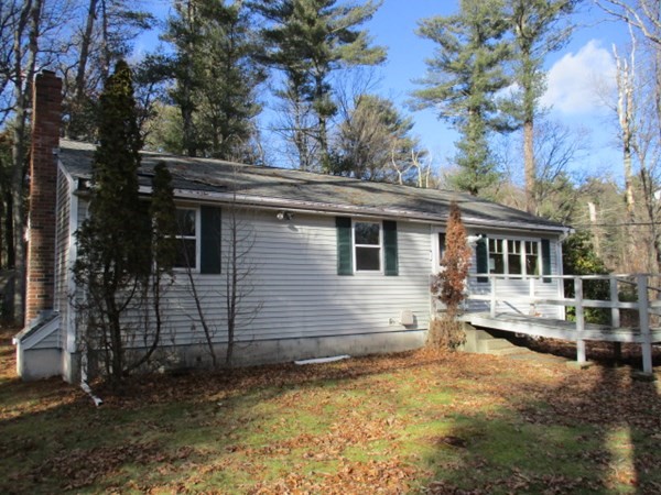 157 Highland St Property Photo 4