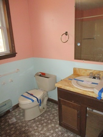 157 Highland St Property Photo 7