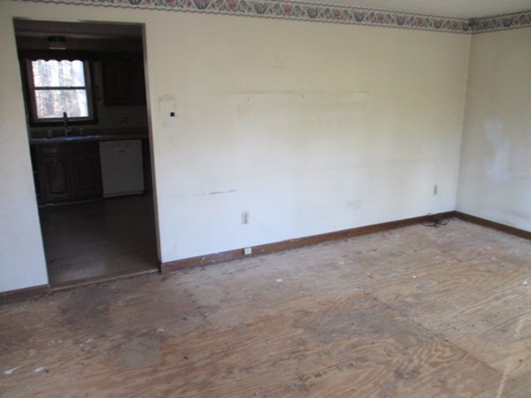 157 Highland St Property Photo 16