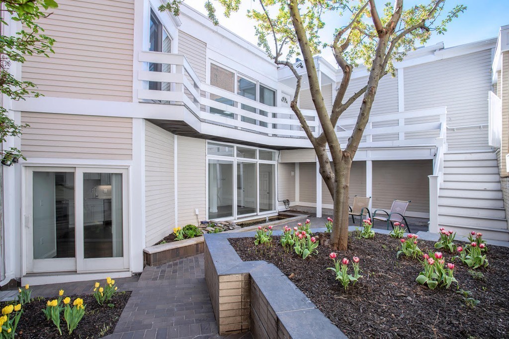 37 Rutherford Avenue # 37 Property Photo 4