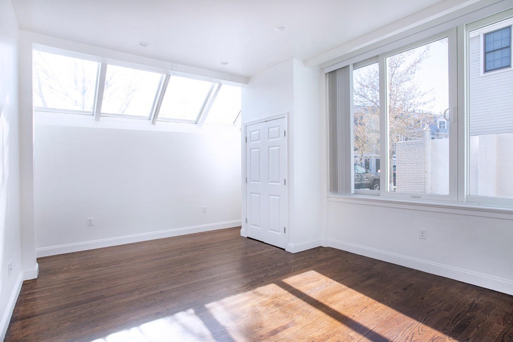 37 Rutherford Avenue # 37 Property Photo 8