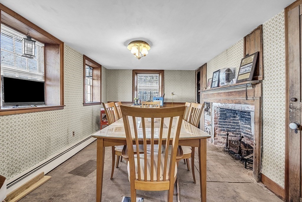 4 Townsend St Property Photo 6