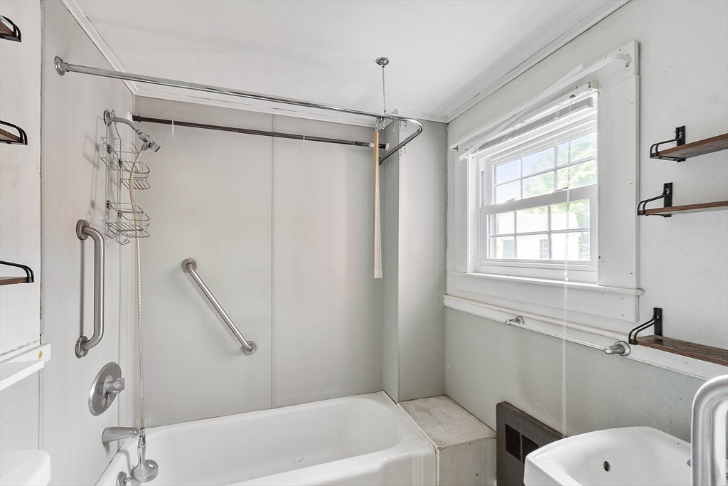 4 Townsend St Property Photo 19