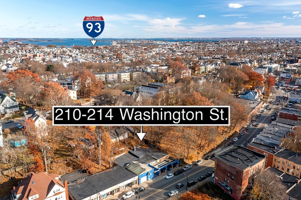 210-212 Washington St Property Photo 6