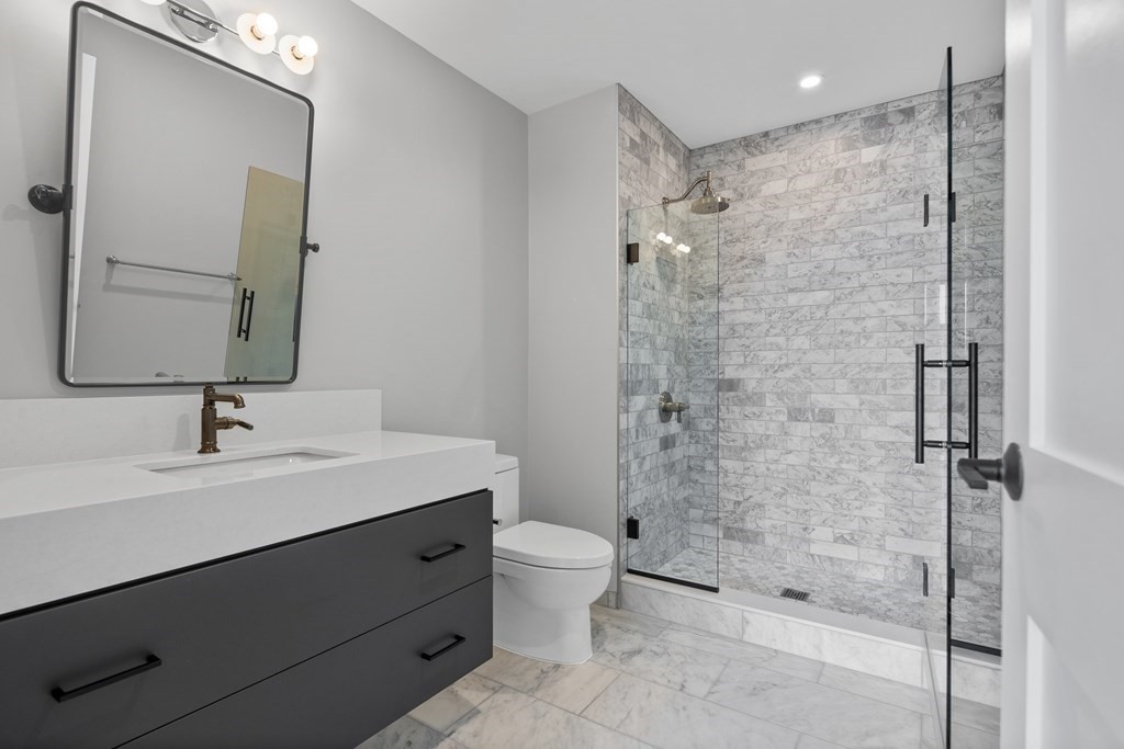 70 Leo Birmingham Parkway # 610 Property Photo 6