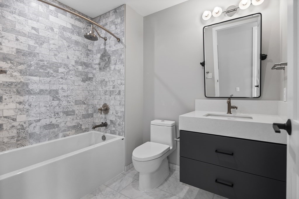 70 Leo Birmingham Parkway # 610 Property Photo 8