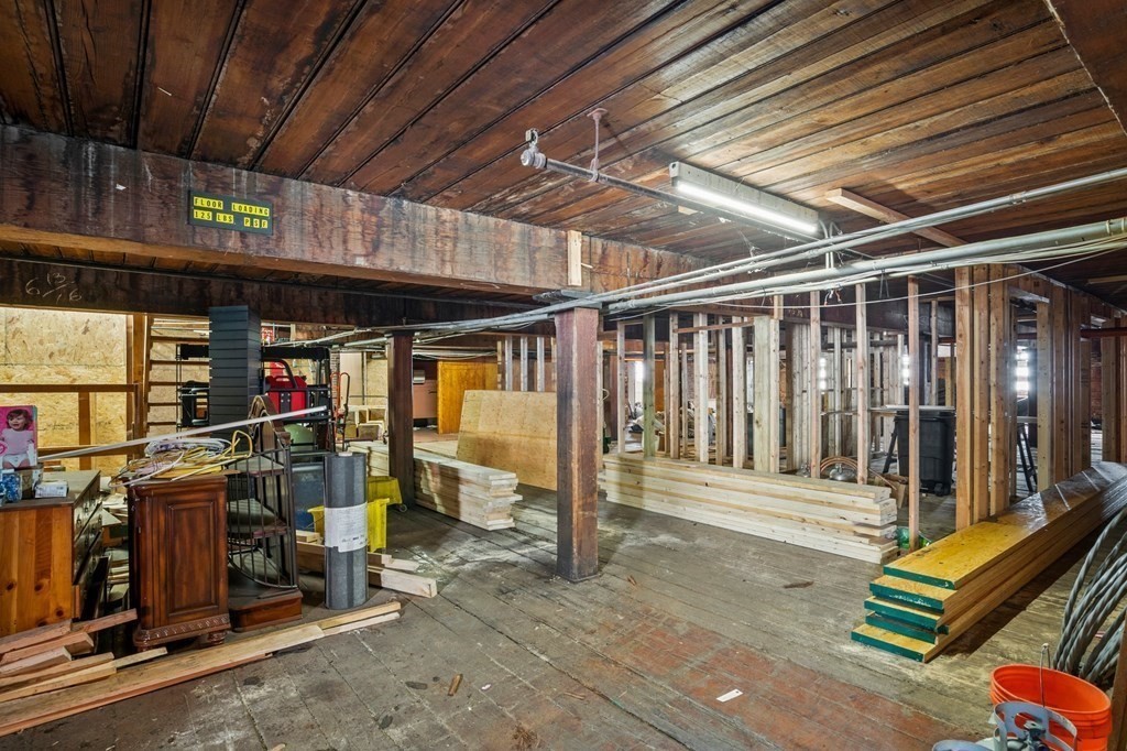 55 East St Property Photo 23