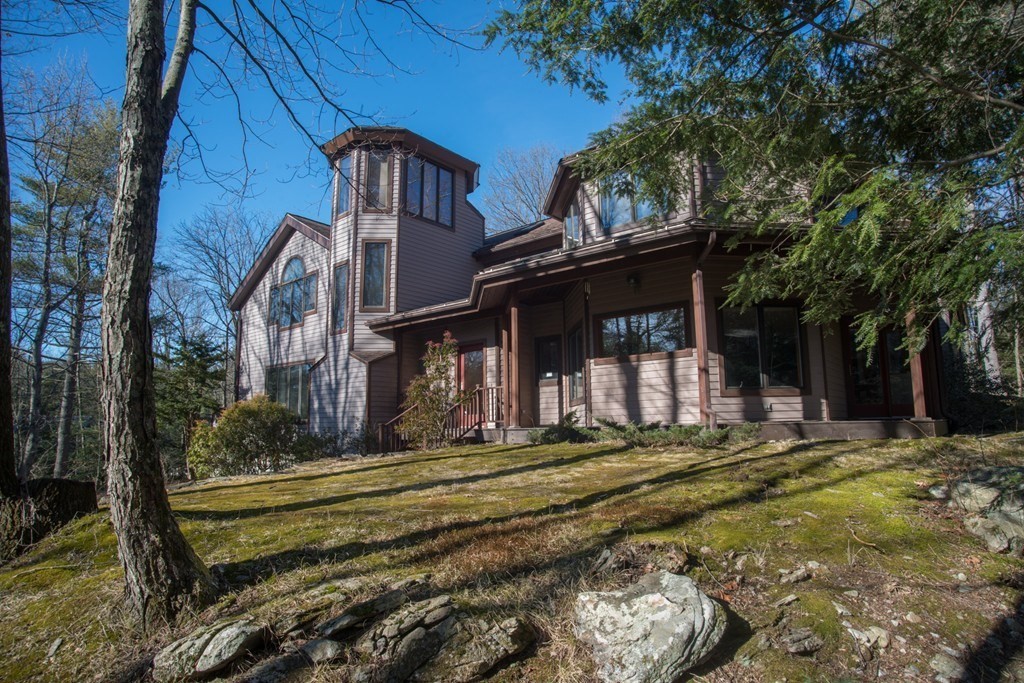 61 South Valley Road Property Photo 1