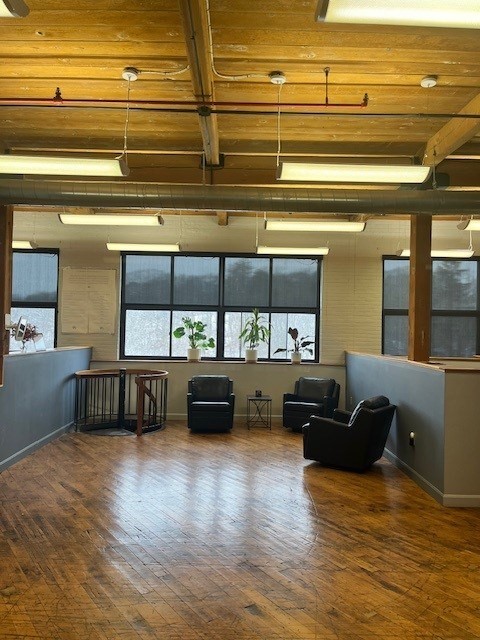 153 Washington St Property Photo 2