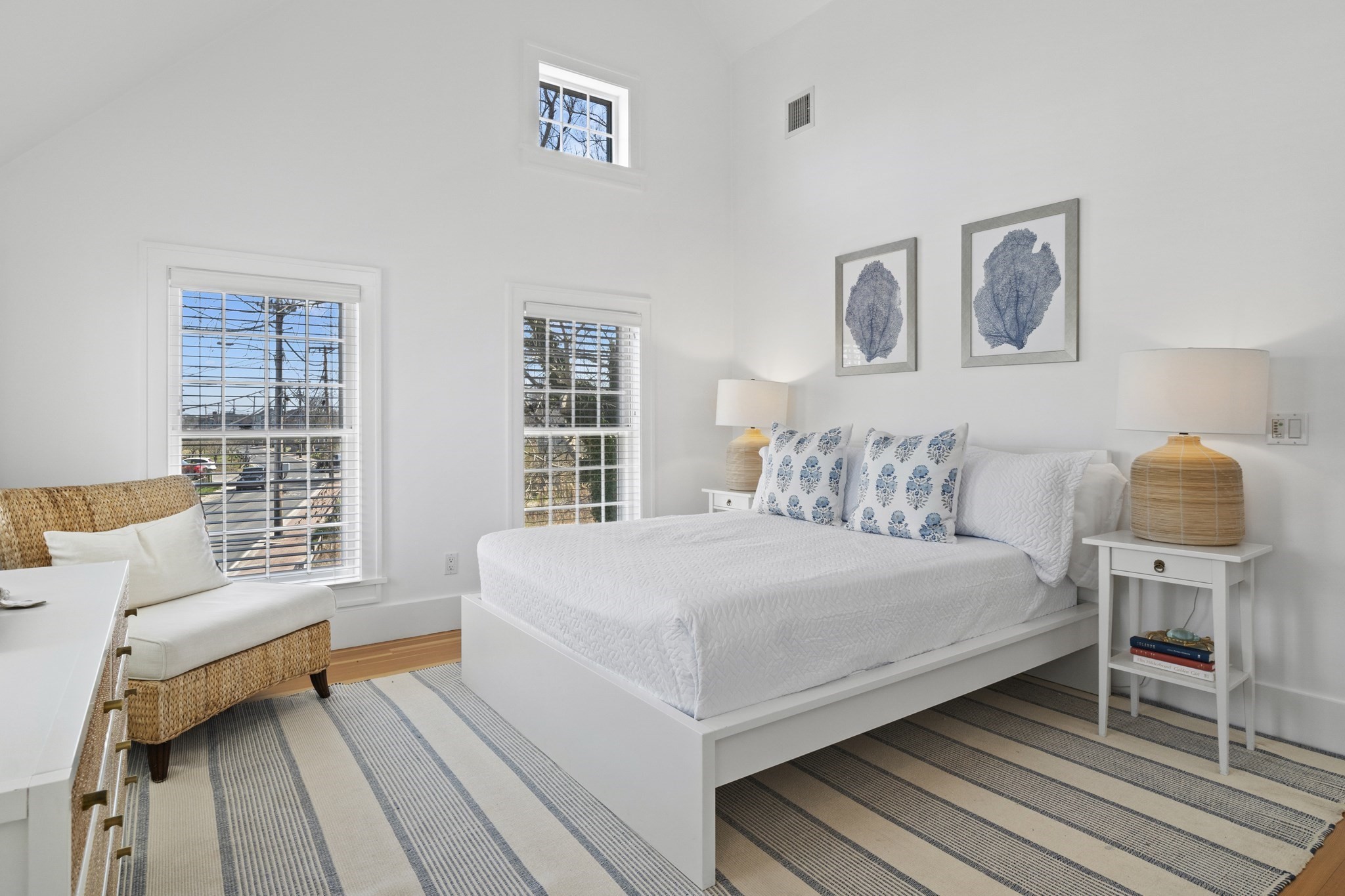 25 Washington Street Property Photo 7