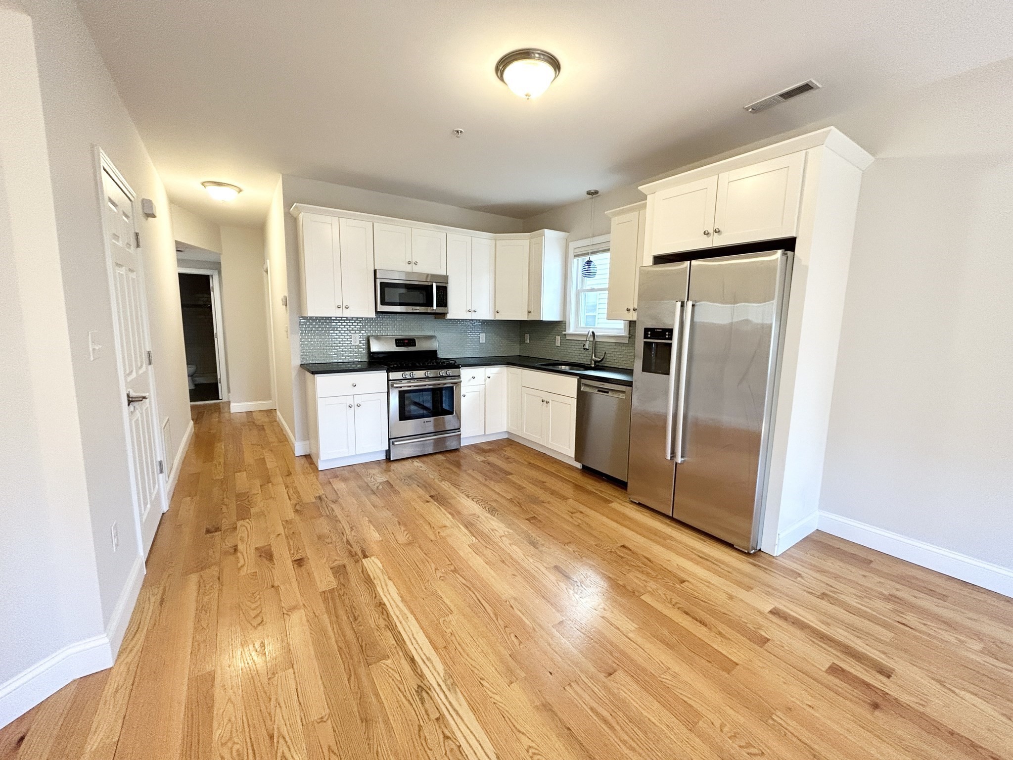 995 Dorchester Ave # 2 Property Photo 1