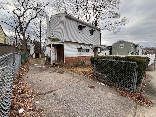 11 French Street Property Photo 2