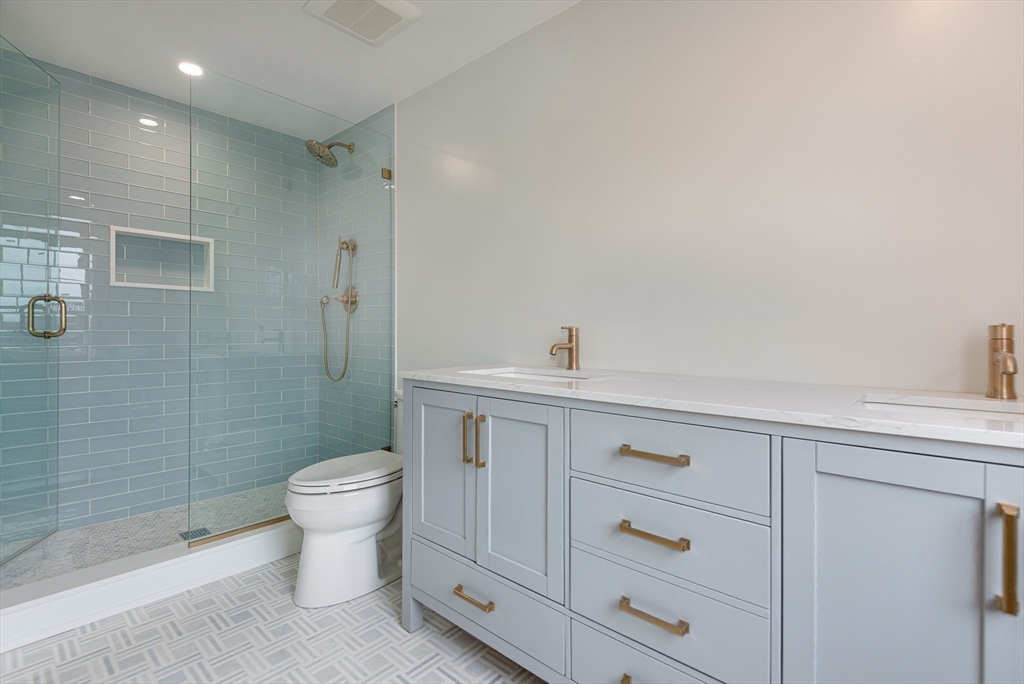 10 York Property Photo 20