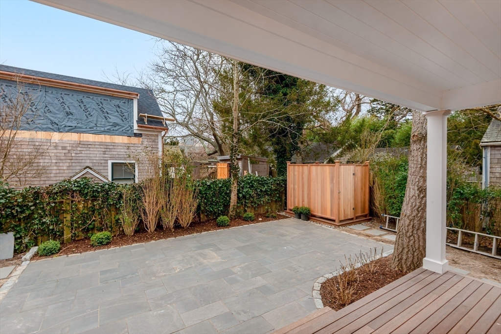 10 York Property Photo 33