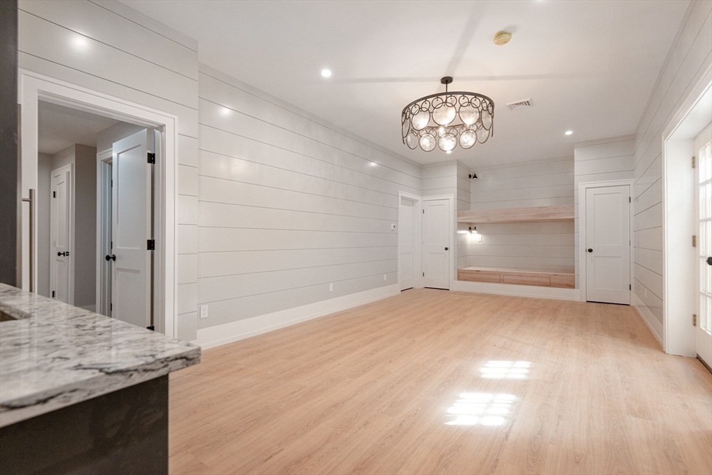 10 York Property Photo 35