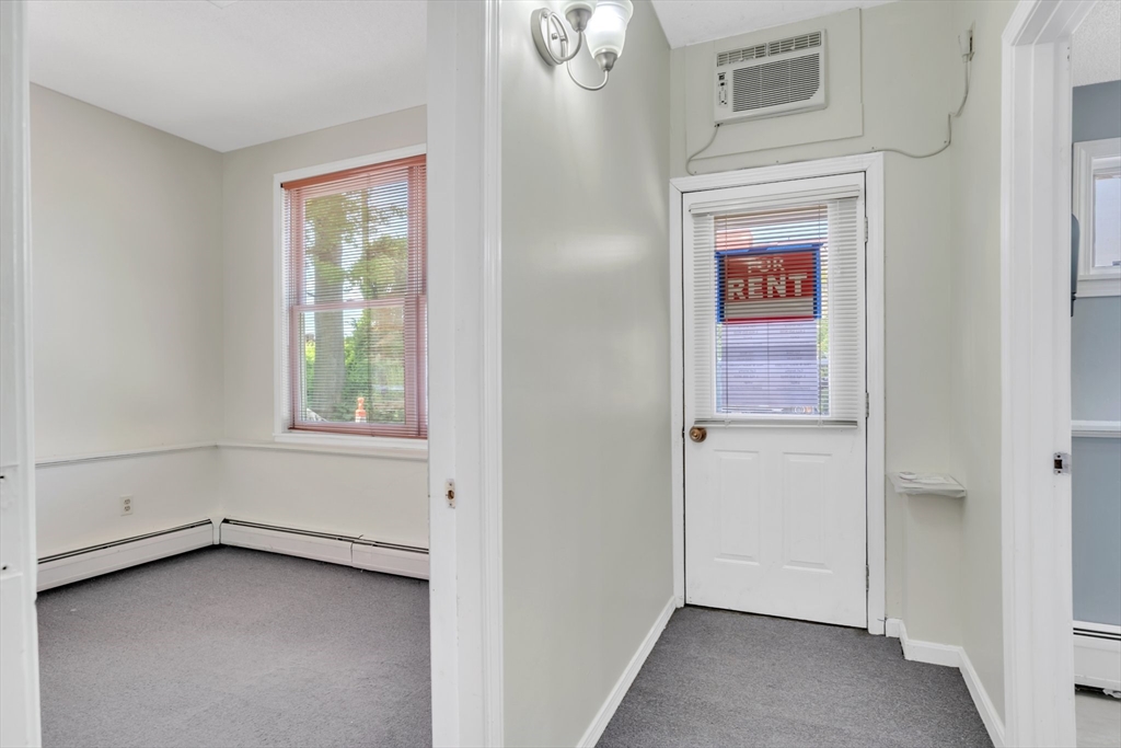 123 Hawley St Property Photo 12