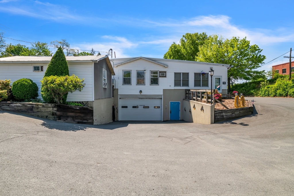 123 Hawley St Property Photo 16
