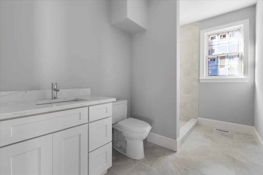 35 Shuttleworth Property Photo 15