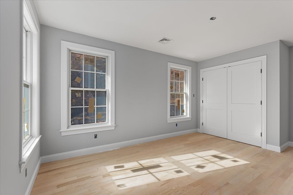 35 Shuttleworth Property Photo 19
