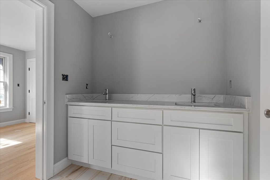 35 Shuttleworth Property Photo 20