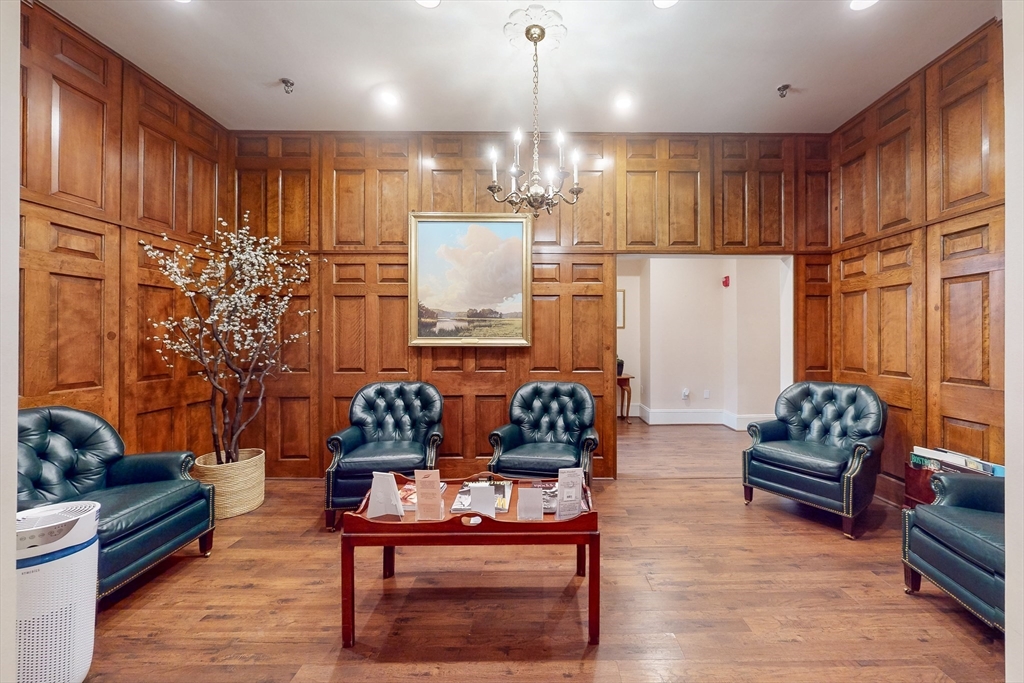 160 Commonwealth Avenue # U Property Photo 4