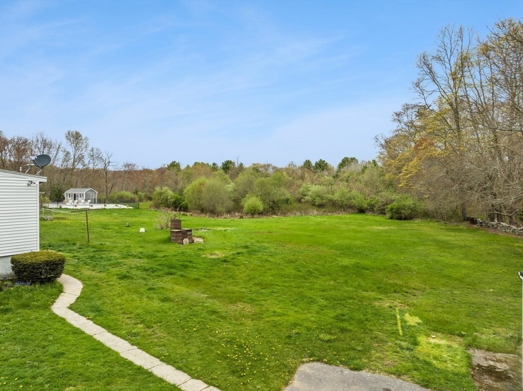 163 Baker Rd W Property Photo 4
