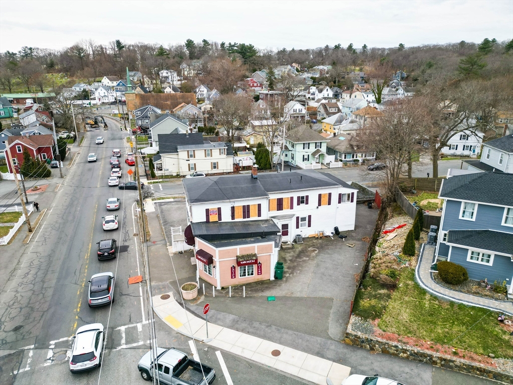 232-234 Lynnfield St Property Photo 2