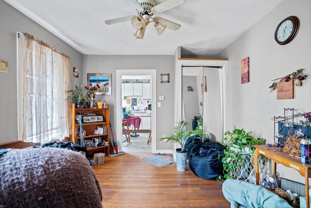 232-234 Lynnfield St Property Photo 6