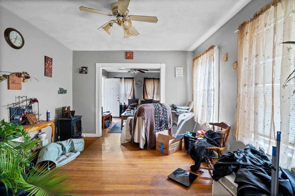 232-234 Lynnfield St Property Photo 7