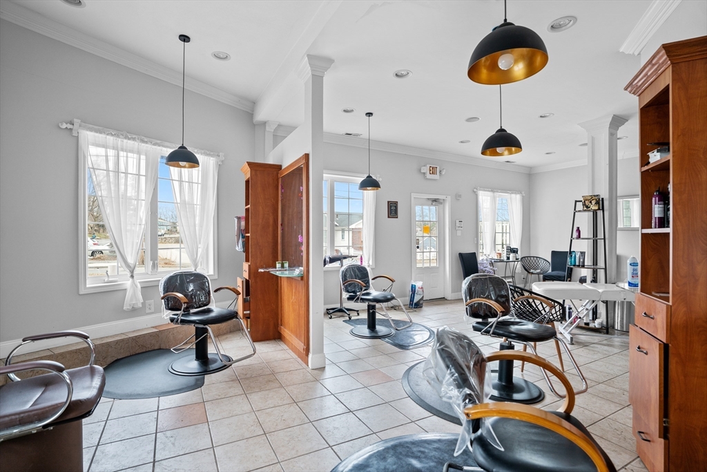 232-234 Lynnfield St Property Photo 14