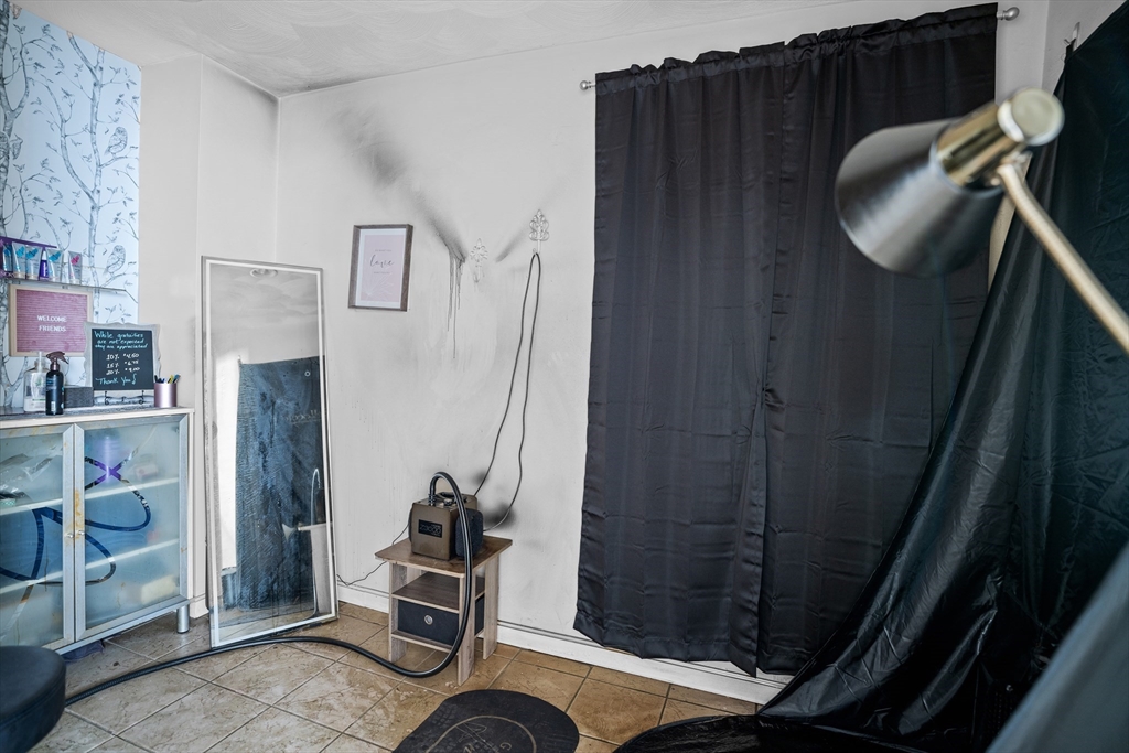 232-234 Lynnfield St Property Photo 20