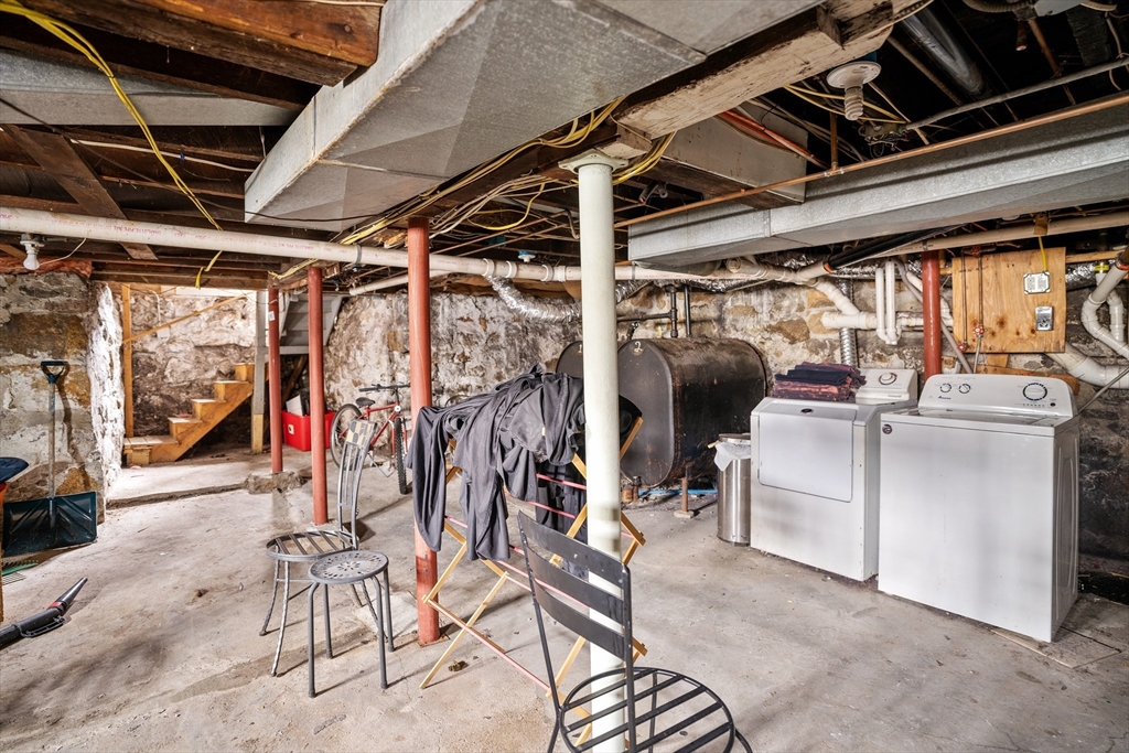 232-234 Lynnfield St Property Photo 25