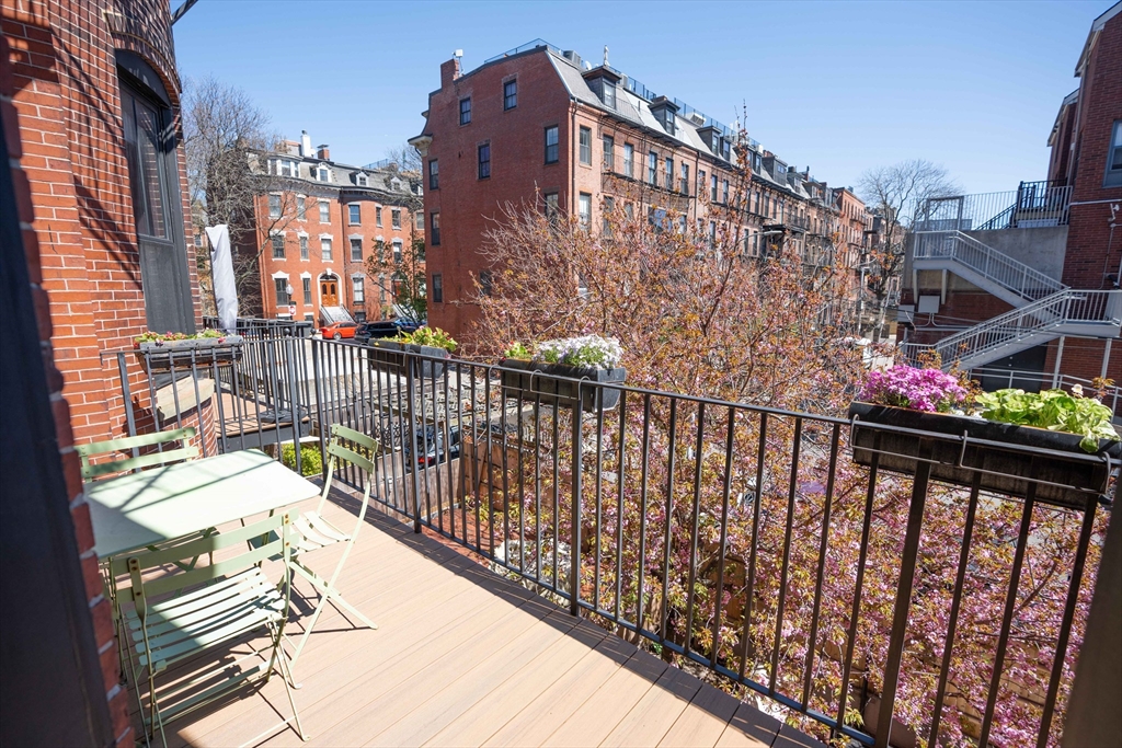 600 Tremont St # 2 Property Photo 6