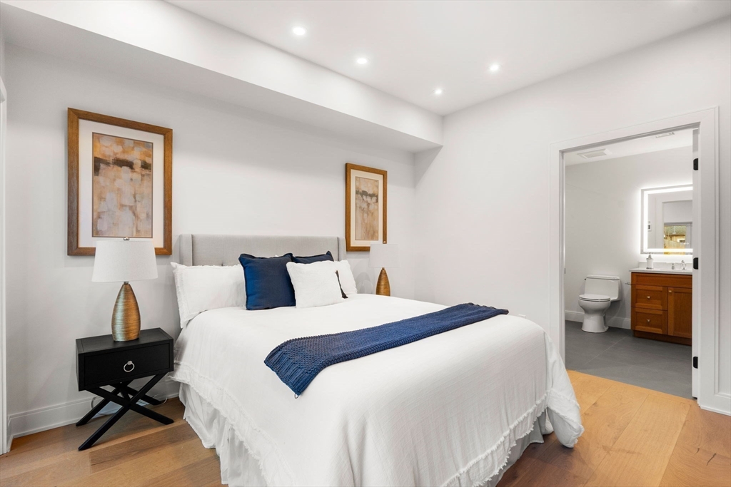 6 Orchard Road # A Property Photo 16