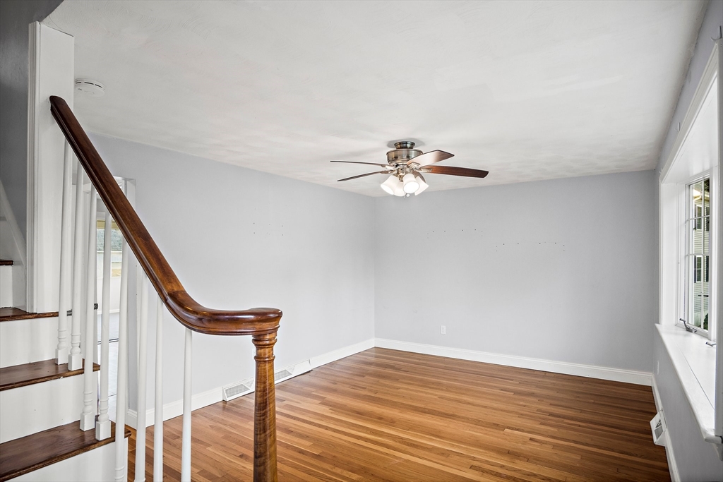 64 Pinedale Ave. Property Photo 4