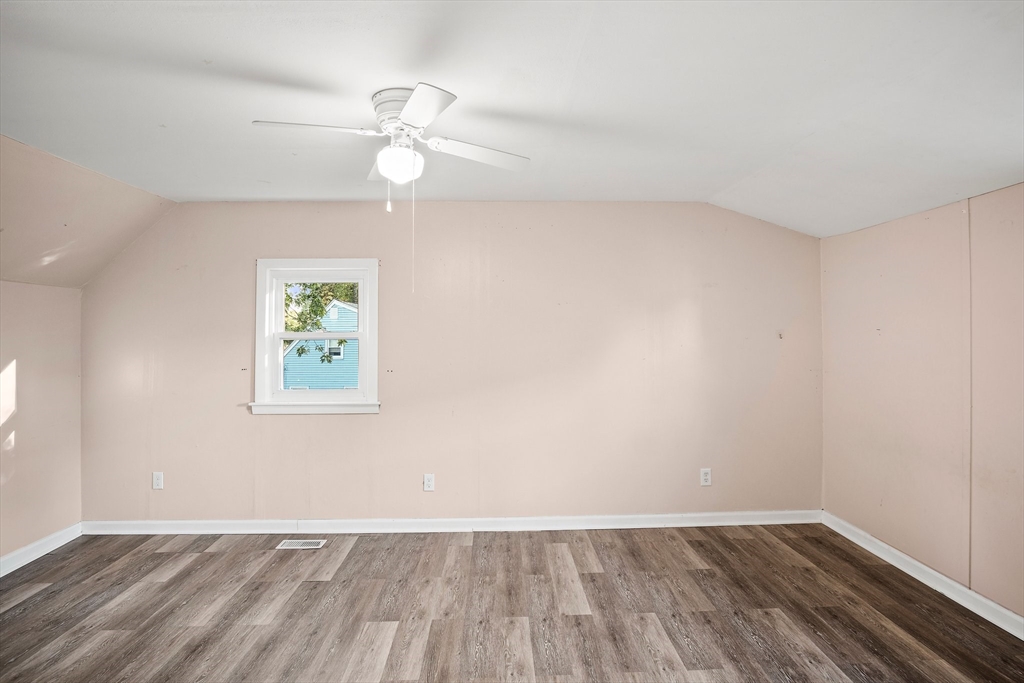 64 Pinedale Ave. Property Photo 21