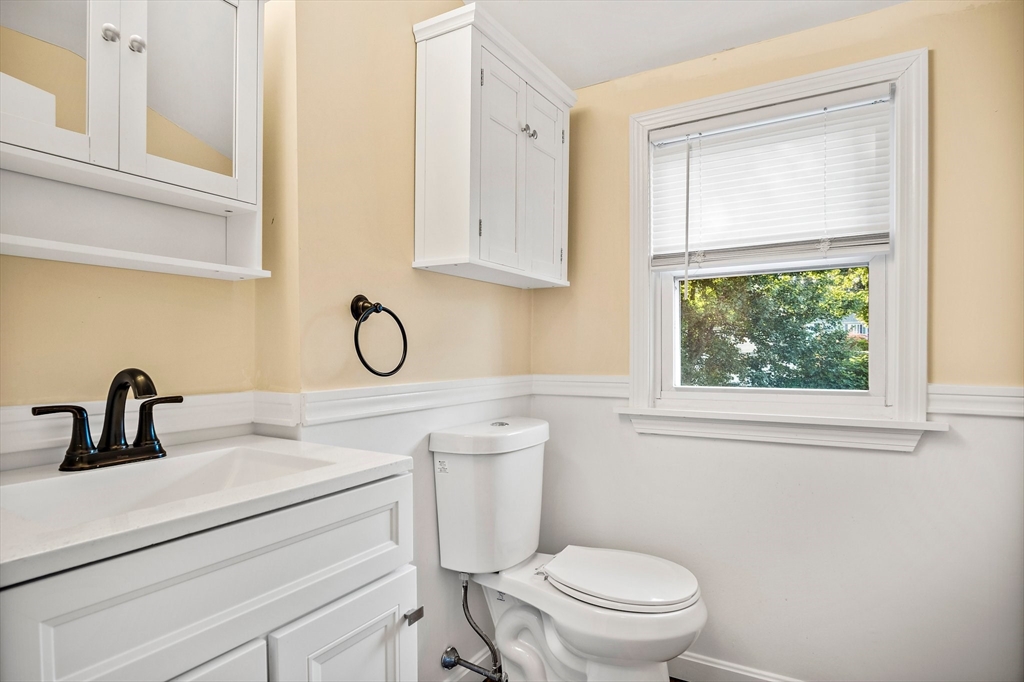 64 Pinedale Ave. Property Photo 24