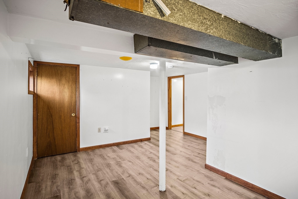64 Pinedale Ave. Property Photo 32
